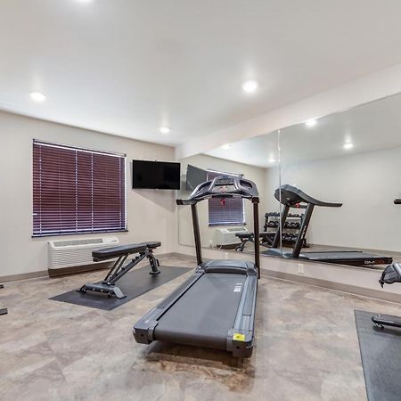 Cobblestone Inn & Suites-Fremont מראה חיצוני תמונה