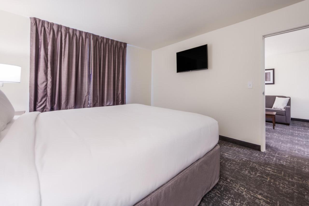 Cobblestone Inn & Suites-Fremont מראה חיצוני תמונה