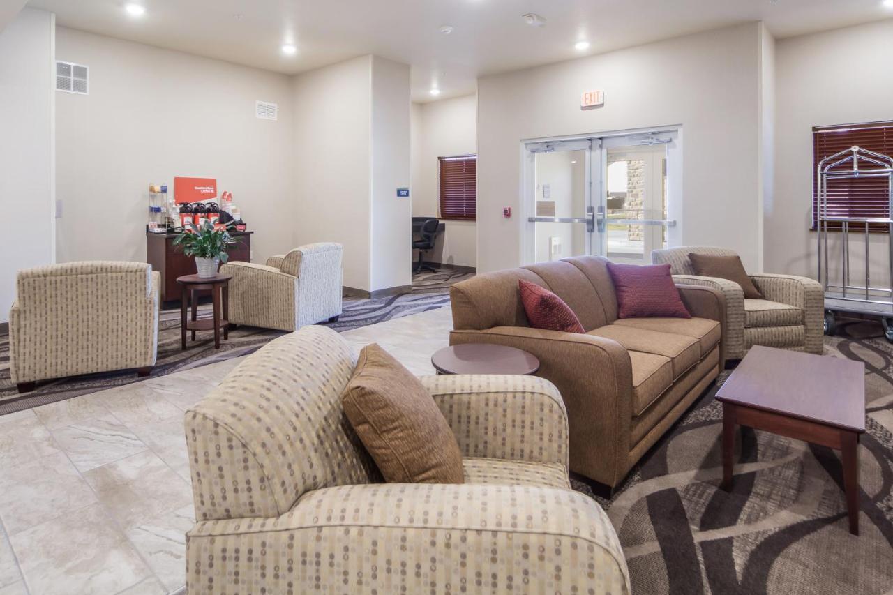 Cobblestone Inn & Suites-Fremont מראה חיצוני תמונה