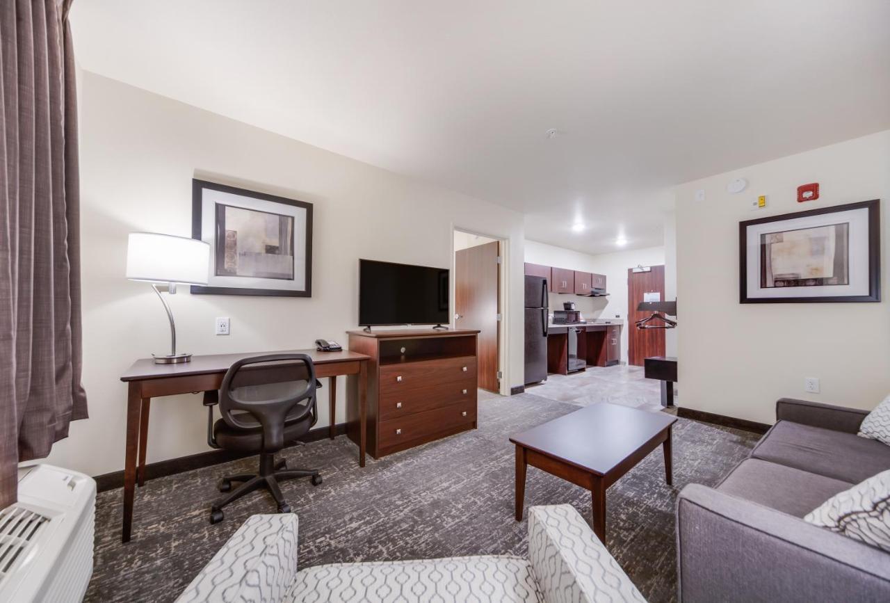 Cobblestone Inn & Suites-Fremont מראה חיצוני תמונה